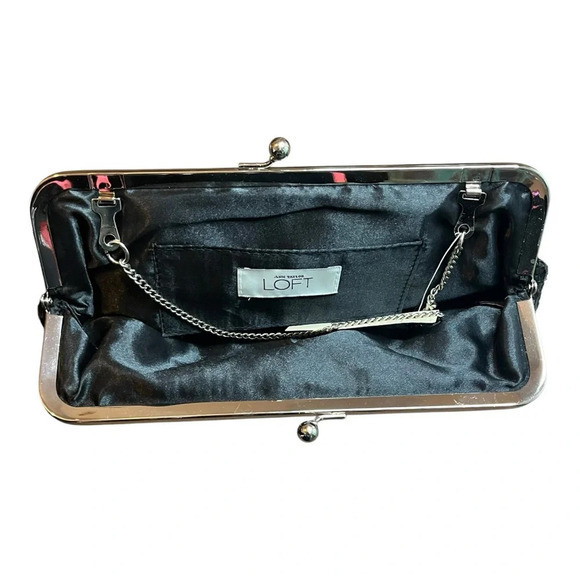 Ann Taylor LOFT Black Sequin Clutch Bag Purse Evening Cocktail 10.5"X4.5" NWT - Picture 5 of 7